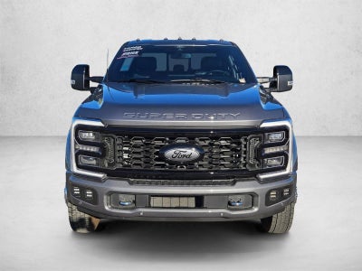 2024 Ford Super Duty F-450 DRW Platinum 4WD Crew Cab 8' Box