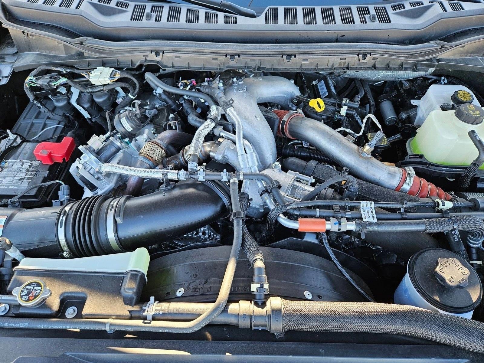 2024 Ford Super Duty F-450 DRW Platinum 4WD Crew Cab 8' Box