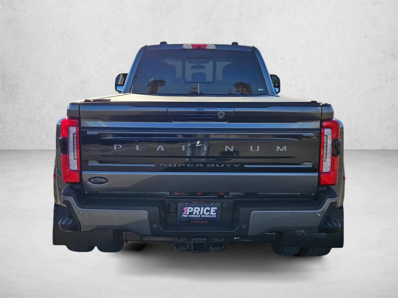 2024 Ford Super Duty F-450 DRW Platinum 4WD Crew Cab 8' Box