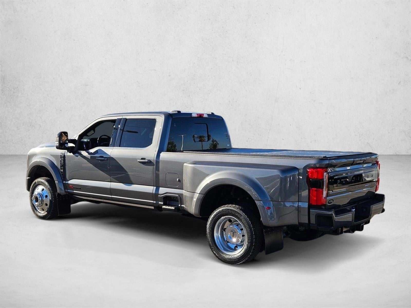 2024 Ford Super Duty F-450 DRW Platinum 4WD Crew Cab 8' Box