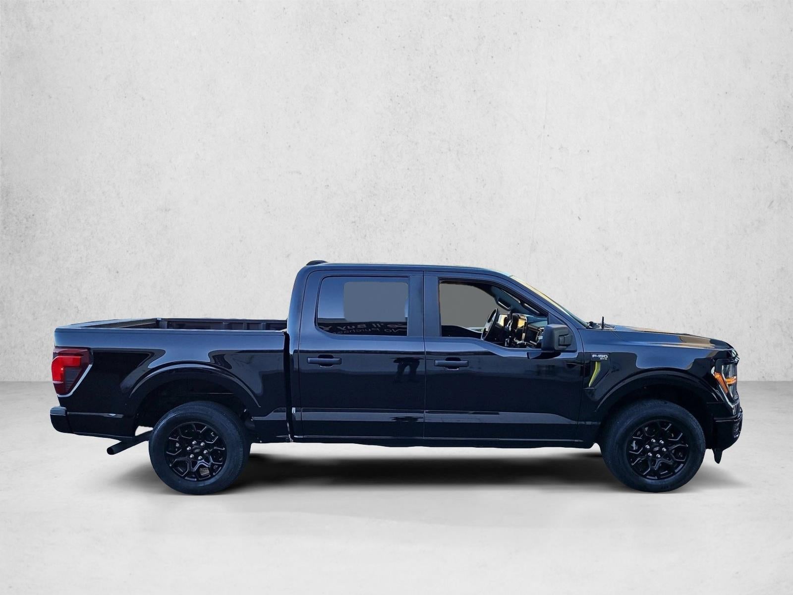 2025 Ford F-150 STX 2WD SuperCrew 5.5' Box