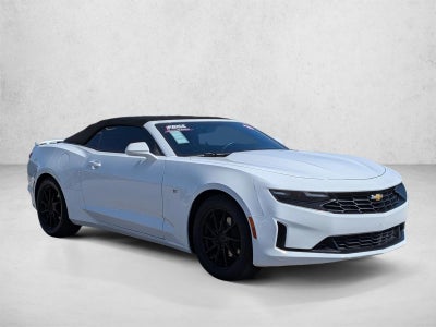 2019 Chevrolet Camaro 2dr Convertible 1LT