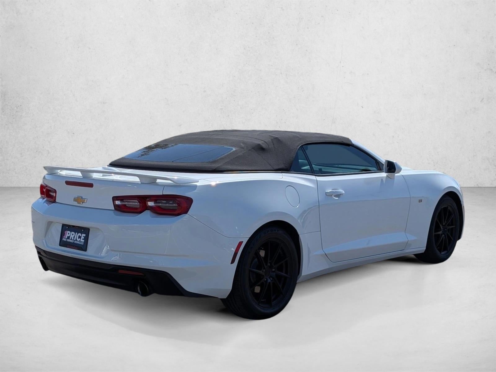 2019 Chevrolet Camaro 2dr Convertible 1LT