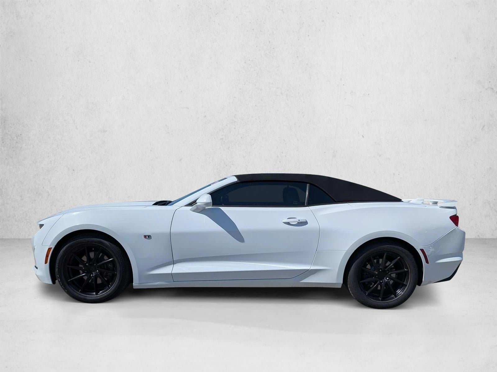 2019 Chevrolet Camaro 2dr Convertible 1LT