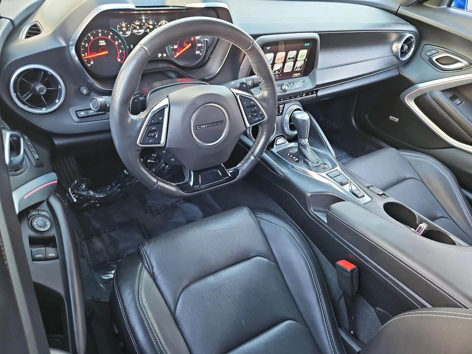 2018 Chevrolet Camaro 2dr Coupe 2LT