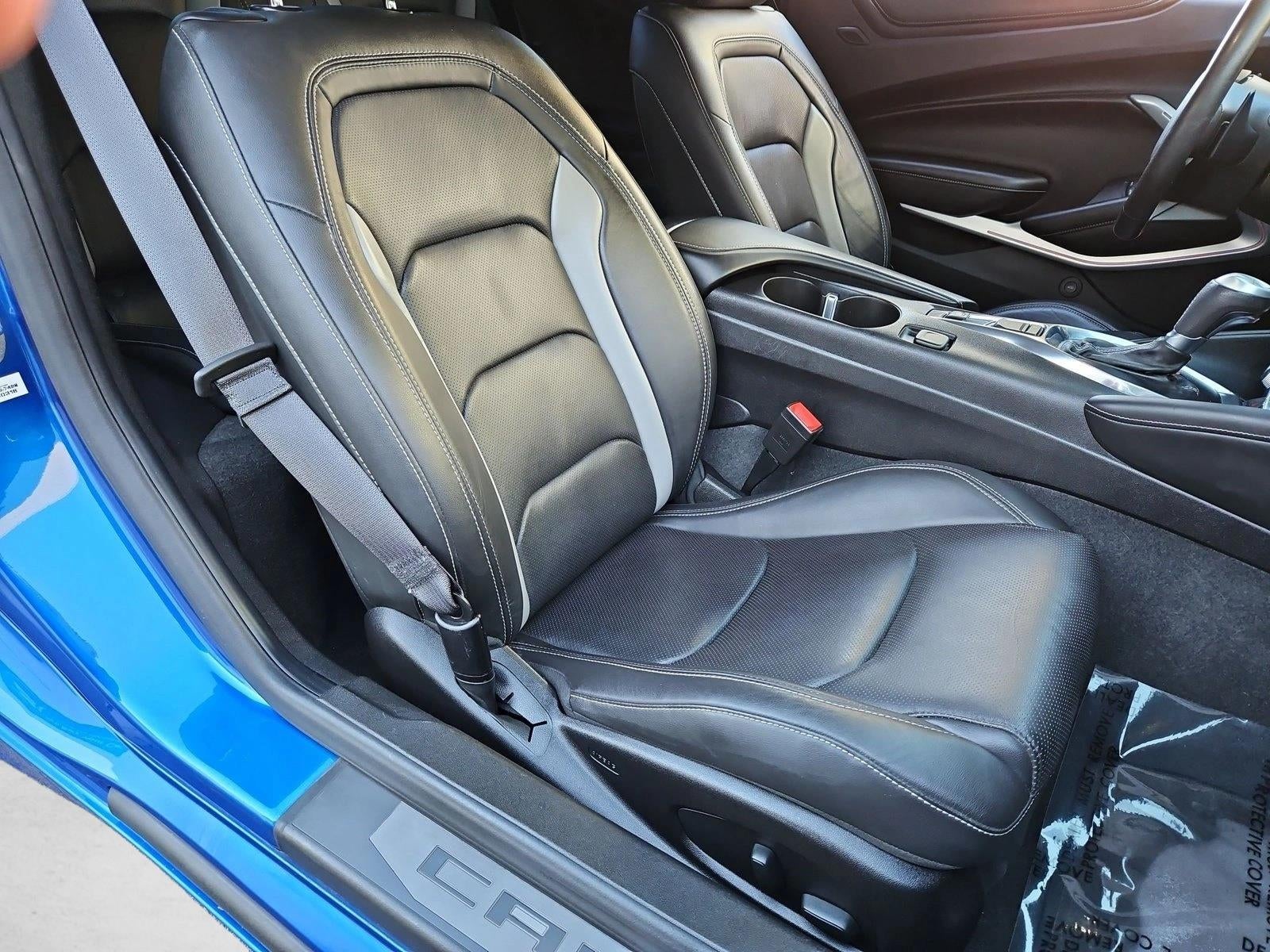2018 Chevrolet Camaro 2dr Coupe 2LT