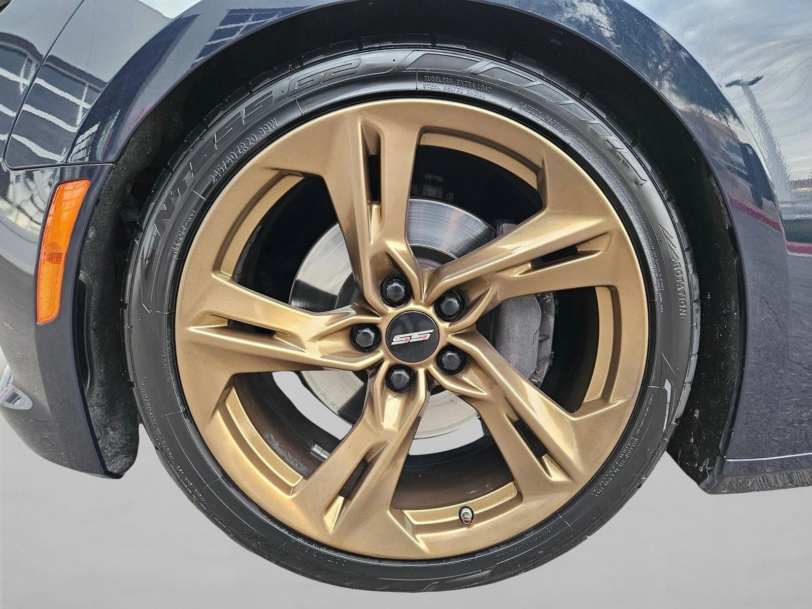 2016 Chevrolet Camaro 2dr Coupe 2SS