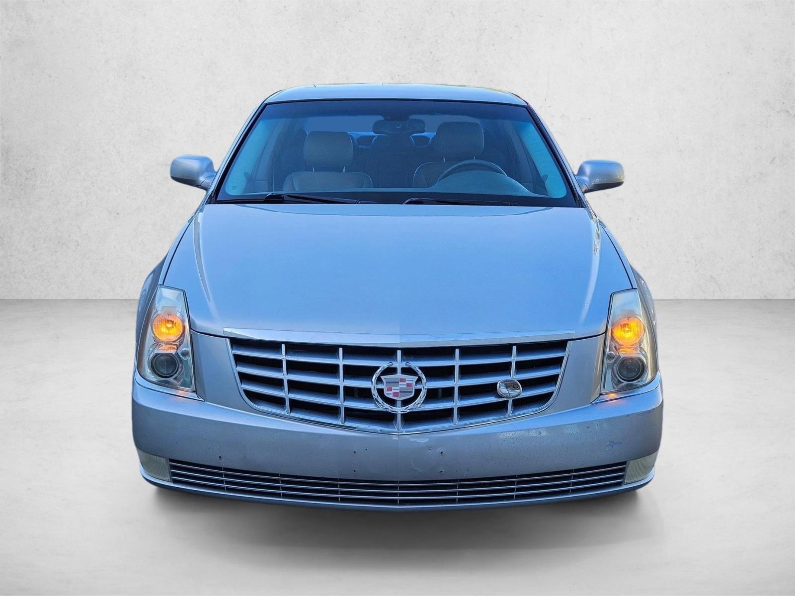 2007 Cadillac DTS 4dr Sdn V8