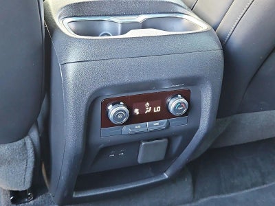 2024 GMC Acadia FWD Elevation