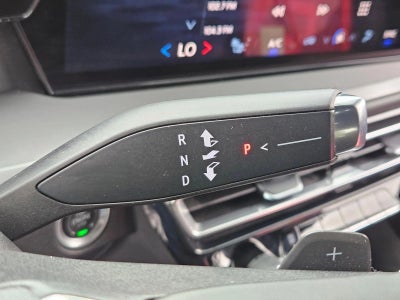 2024 Chevrolet Traverse LT w/2LT