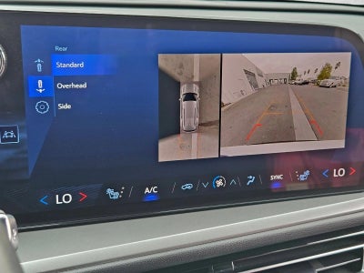 2024 Chevrolet Traverse LT w/2LT