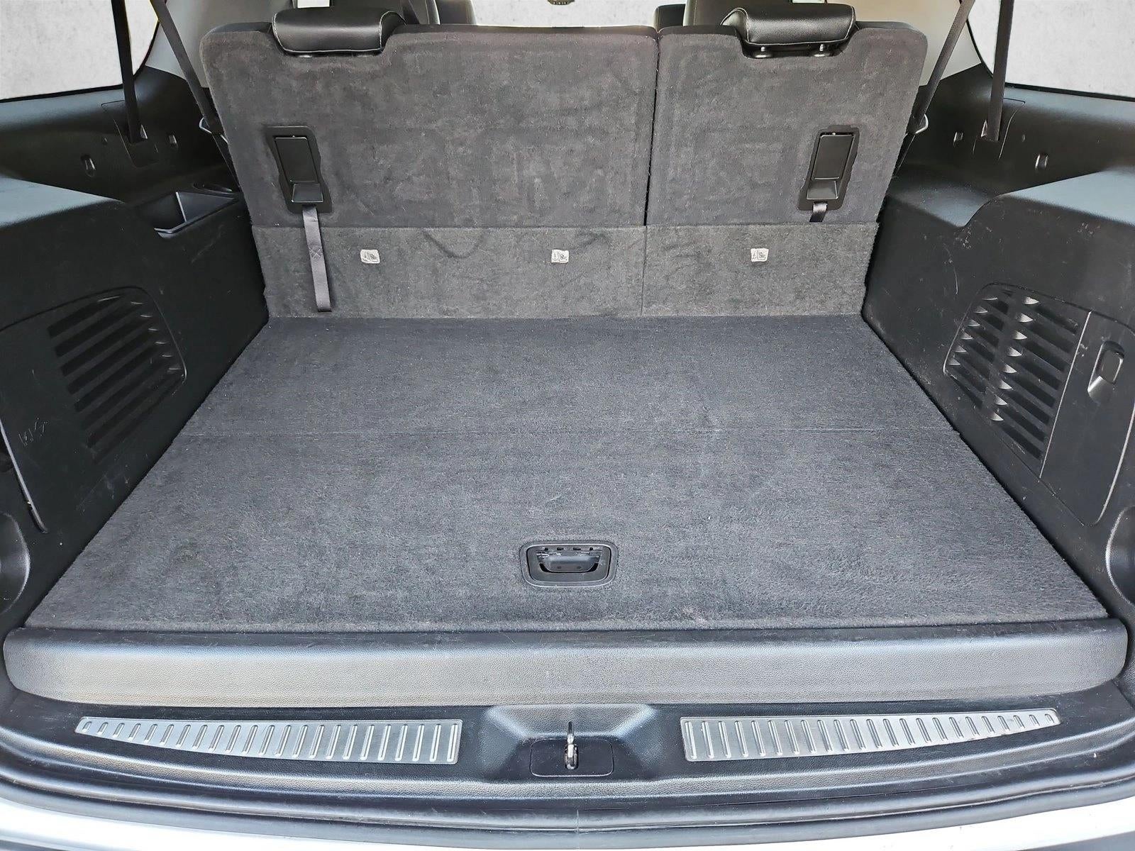 2020 Chevrolet Suburban 4WD LT
