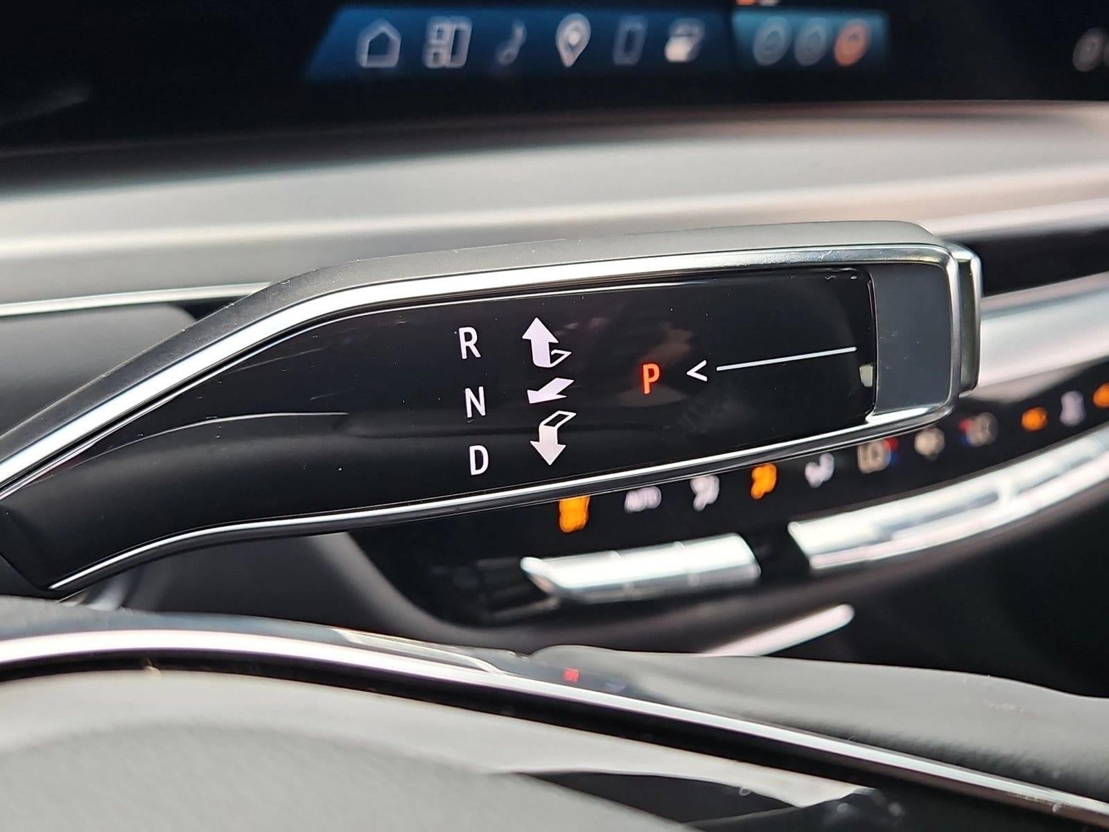 2025 Cadillac LYRIQ 4dr Luxury w/1SD