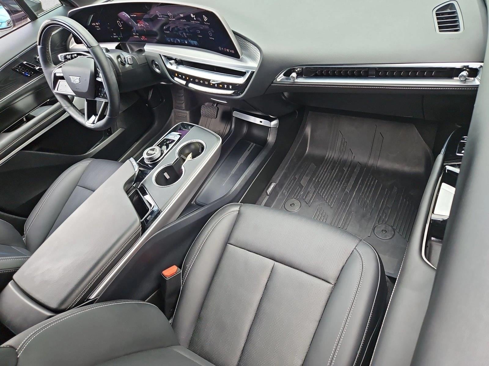 2025 Cadillac LYRIQ 4dr Luxury w/1SD