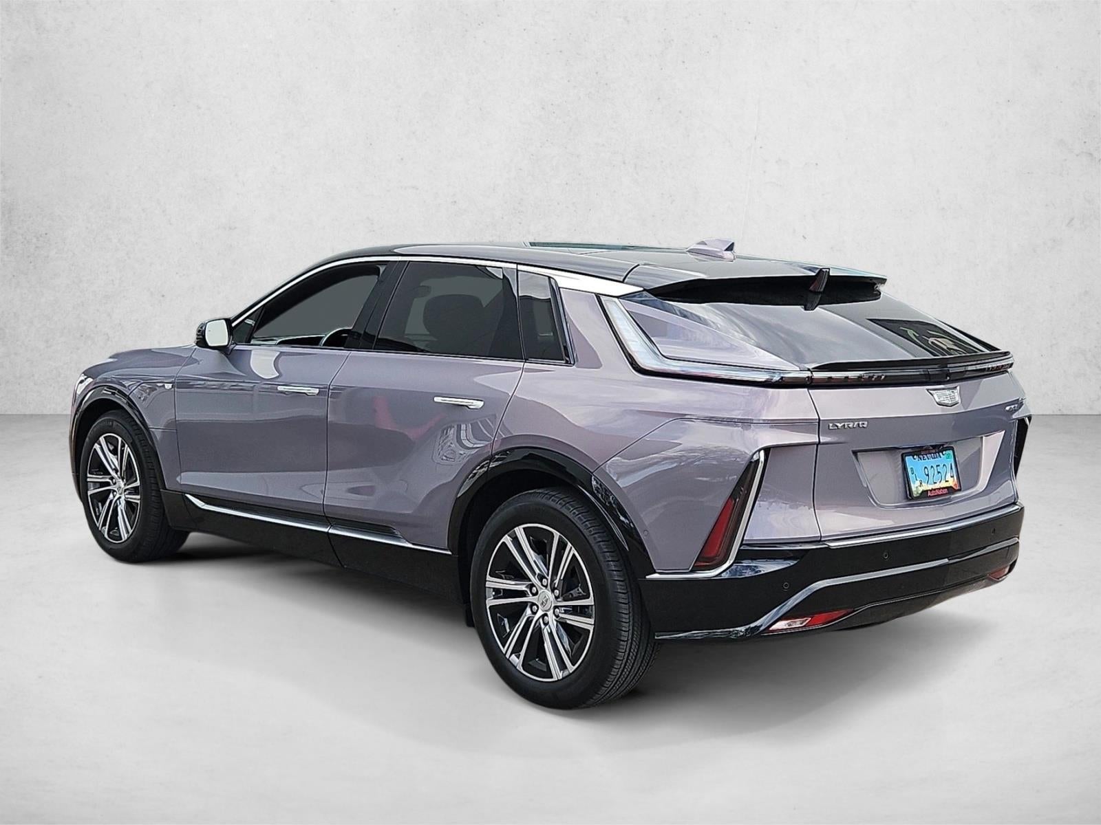 2025 Cadillac LYRIQ 4dr Luxury w/1SD