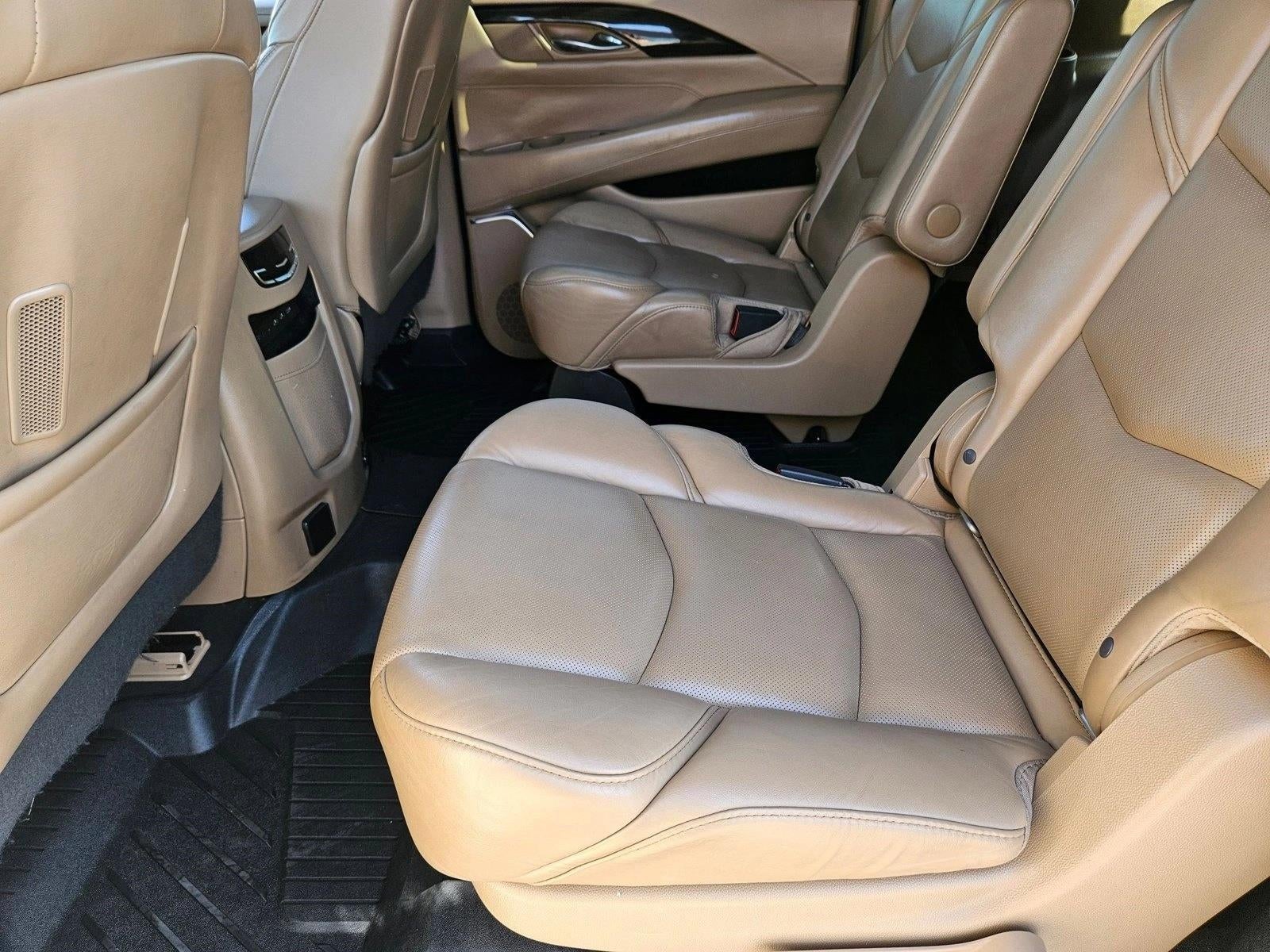 2018 Cadillac Escalade ESV 4WD Platinum