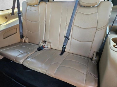 2018 Cadillac Escalade ESV 4WD Platinum