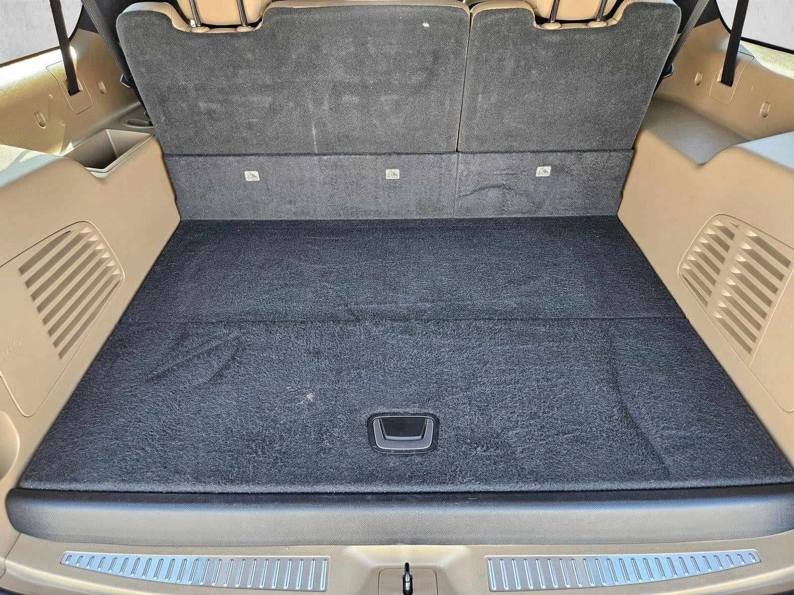 2018 Cadillac Escalade ESV 4WD Platinum
