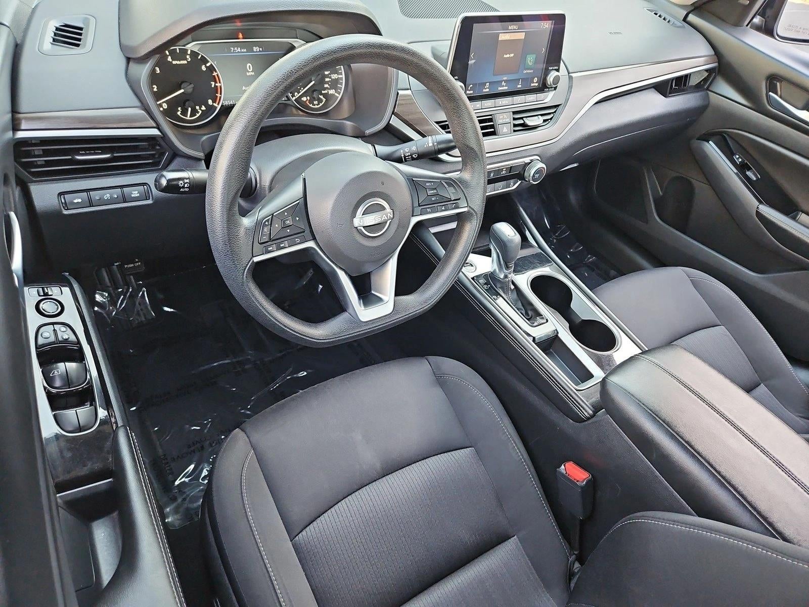 2023 Nissan Altima 2.5 SV Sedan