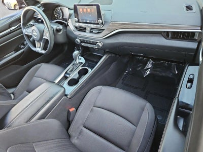 2023 Nissan Altima 2.5 SV Sedan