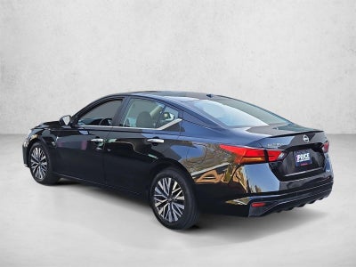 2023 Nissan Altima 2.5 SV Sedan