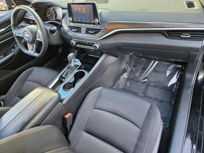 2024 Nissan Altima 2.5 SV Sedan