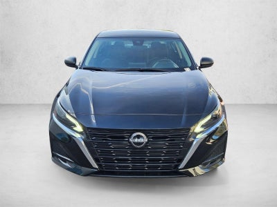 2024 Nissan Altima 2.5 SV Sedan