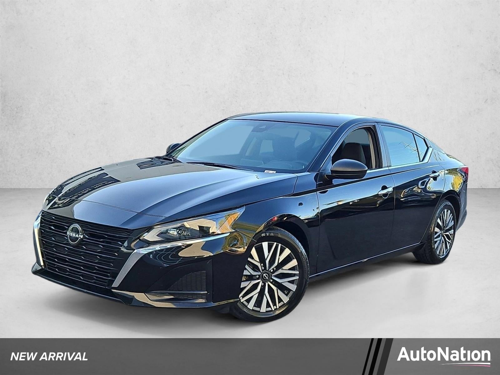 2024 Nissan Altima 2.5 SV Sedan