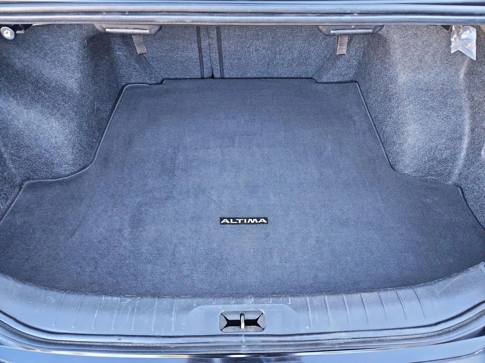 2023 Nissan Altima 2.5 SV Sedan