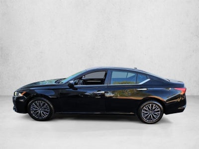 2023 Nissan Altima 2.5 SV Sedan
