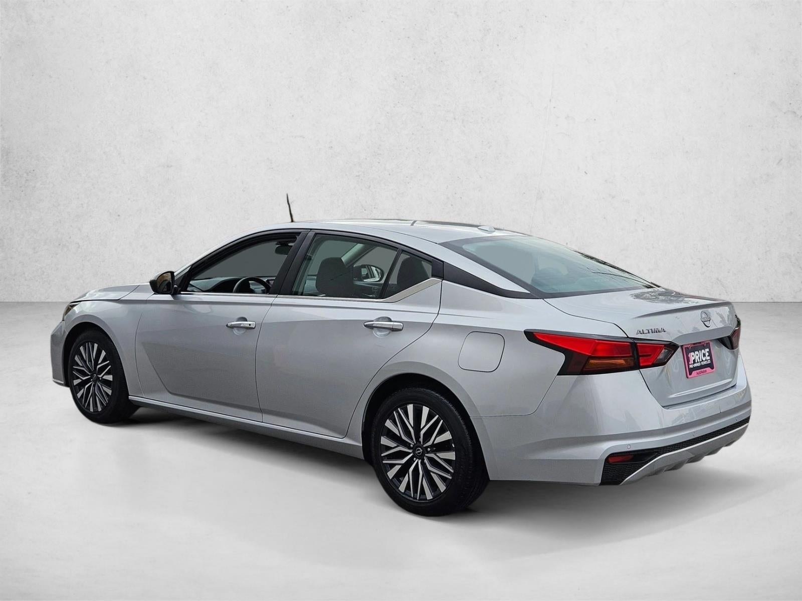 2024 Nissan Altima 2.5 SV Sedan