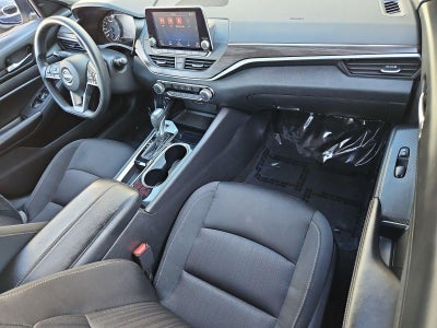 2024 Nissan Altima 2.5 SV Sedan