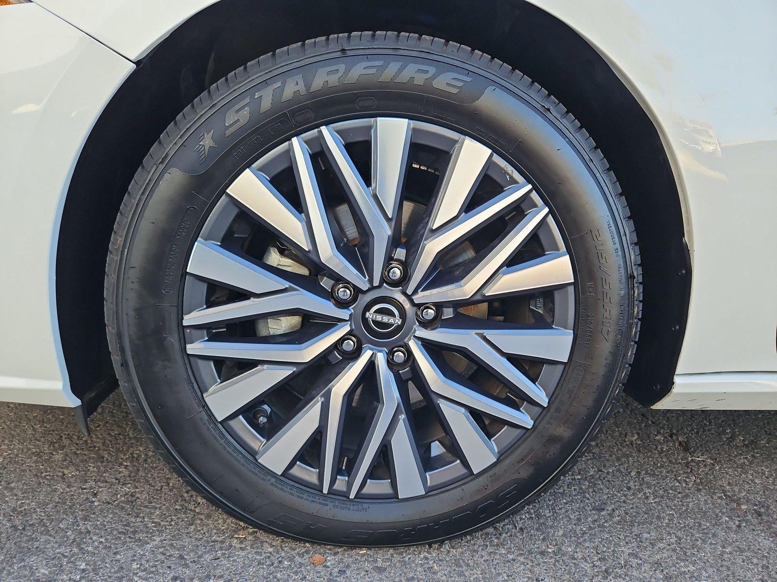 2024 Nissan Altima 2.5 SV Sedan