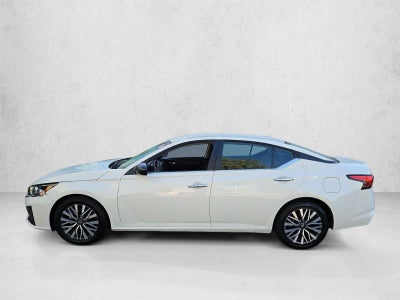 2024 Nissan Altima 2.5 SV Sedan