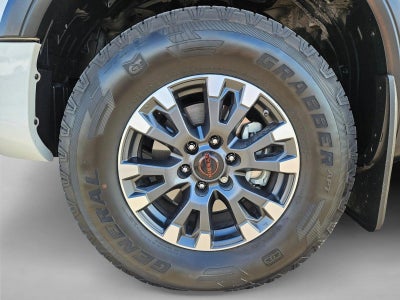 2024 Nissan Titan 4x4 Crew Cab PRO-4X