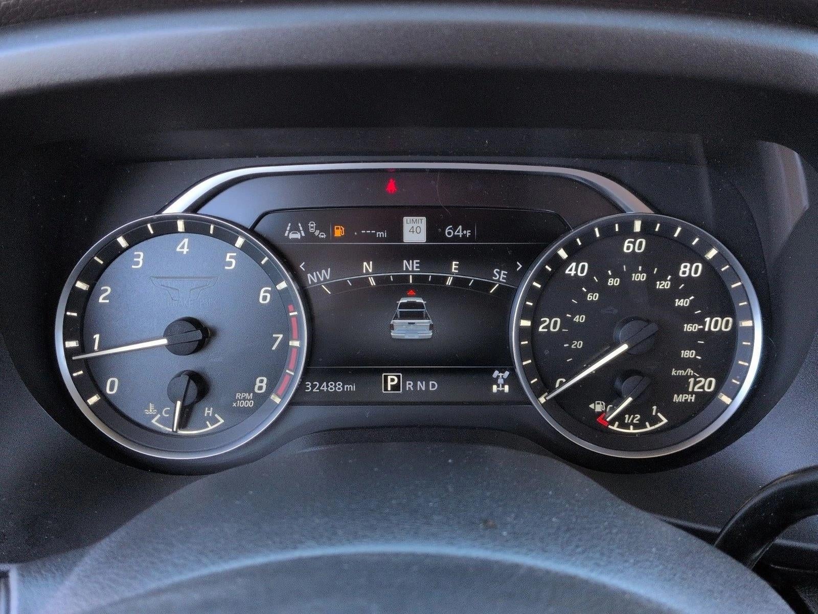 2021 Nissan Titan 4x4 Crew Cab SV