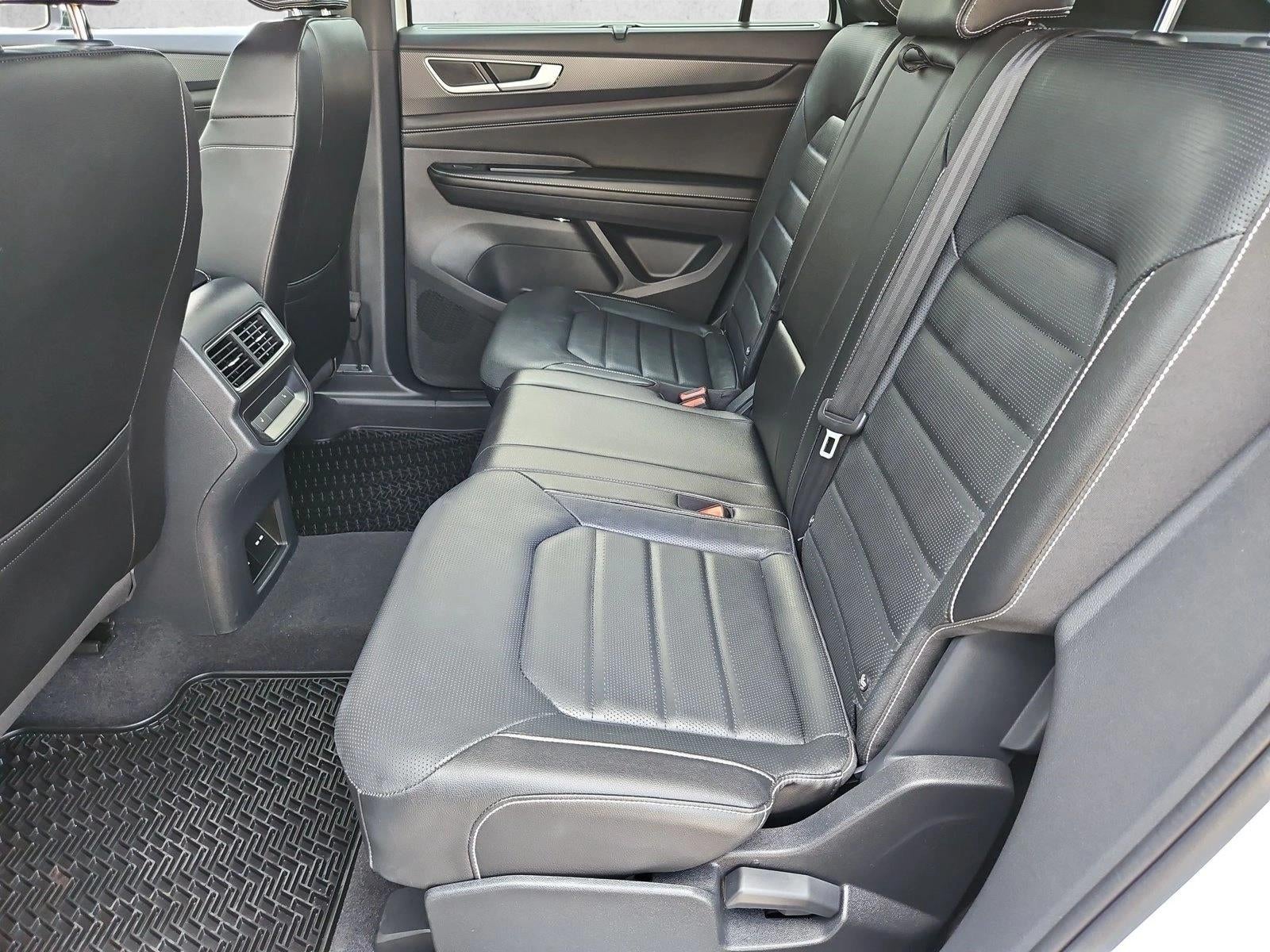 2024 Volkswagen Atlas Cross Sport 2.0T SEL R-Line 4MOTION