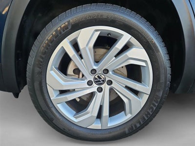 2022 Volkswagen Atlas 3.6L V6 SE w/Technology 4MOTION