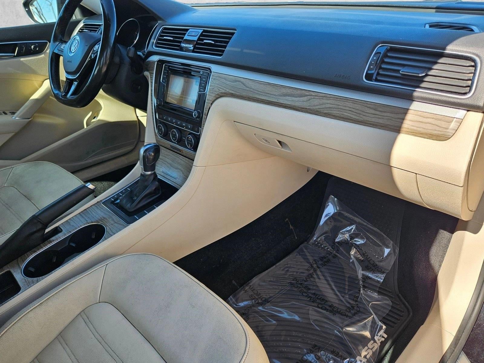2018 Volkswagen Passat 2.0T SEL Premium Auto