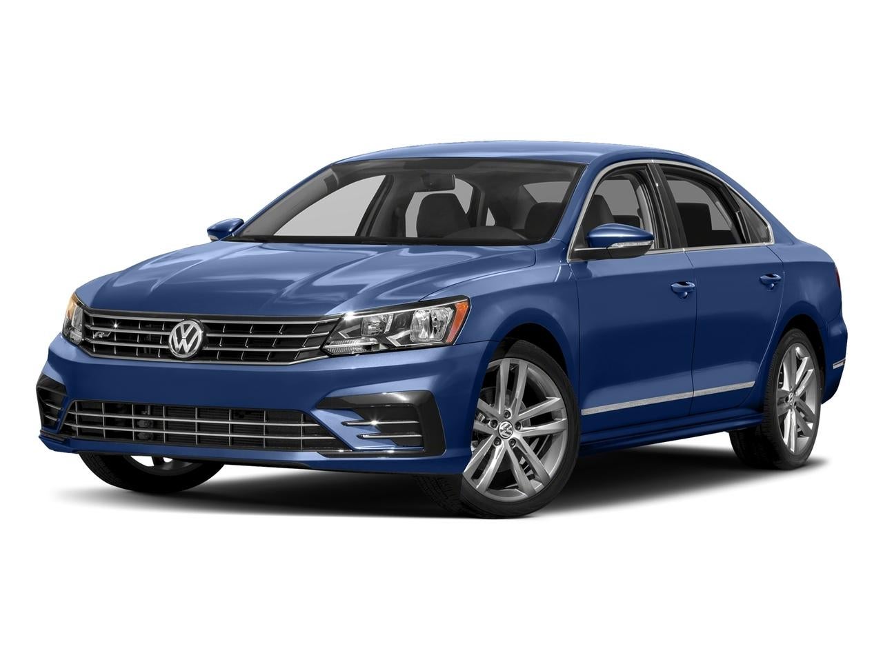2017 Volkswagen Passat R-Line w/Comfort Pkg Auto