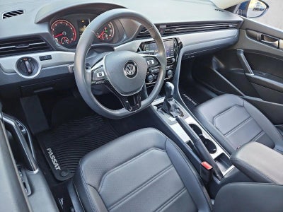 2022 Volkswagen Passat 2.0T SE Auto