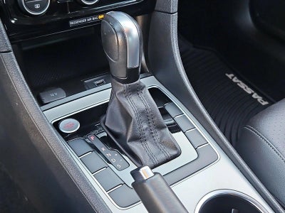 2022 Volkswagen Passat 2.0T SE Auto