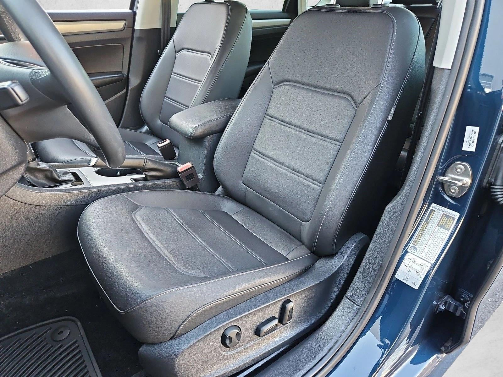 2022 Volkswagen Passat 2.0T SE Auto