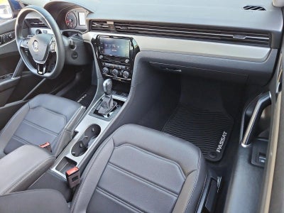 2022 Volkswagen Passat 2.0T SE Auto