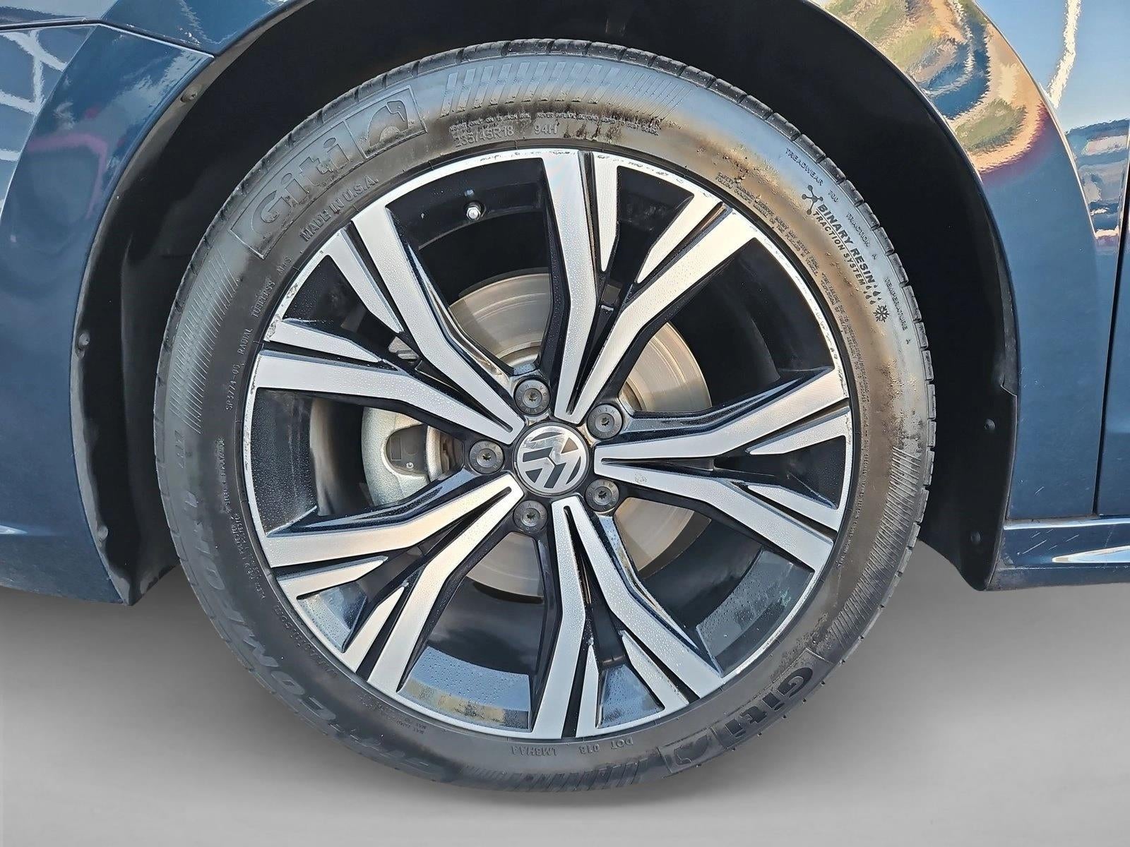 2022 Volkswagen Passat 2.0T SE Auto