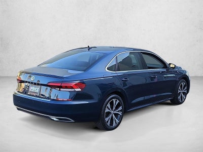 2022 Volkswagen Passat 2.0T SE Auto