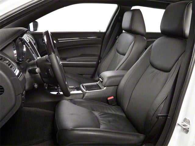 2012 Chrysler 300 4dr Sdn V8 SRT8 RWD