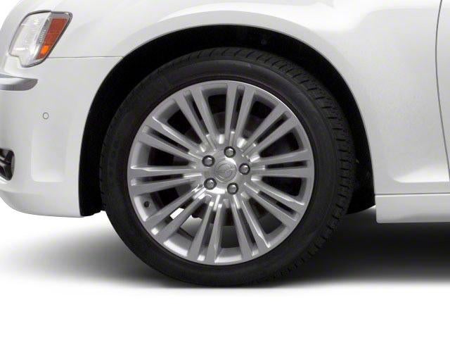 2012 Chrysler 300 4dr Sdn V8 SRT8 RWD