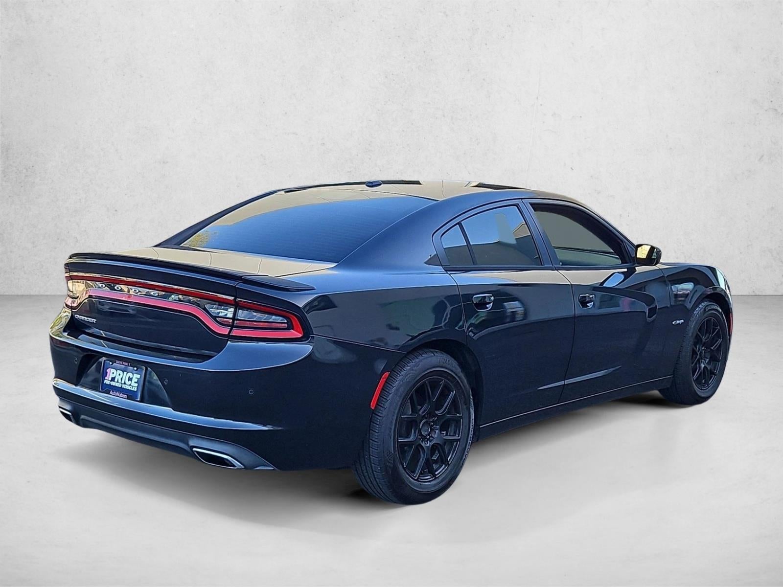 2015 Dodge Charger 4dr Sdn SE RWD