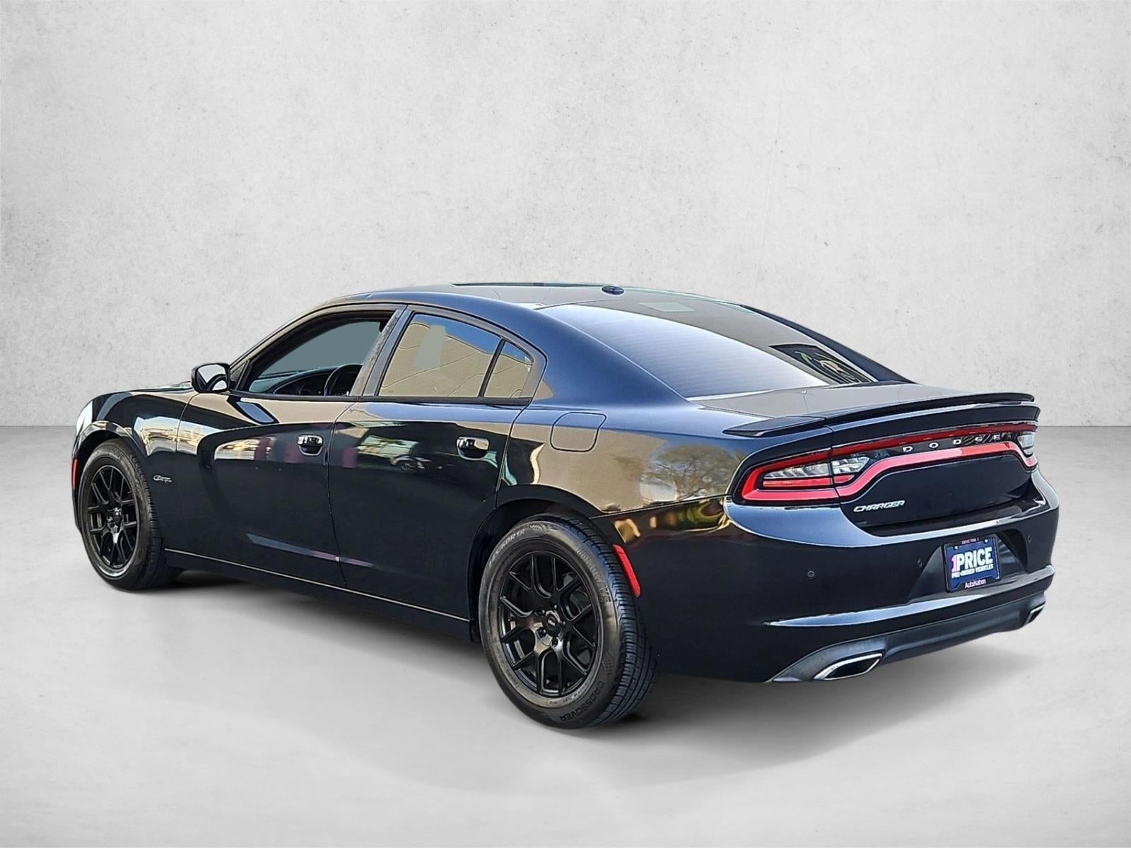 2015 Dodge Charger 4dr Sdn SE RWD